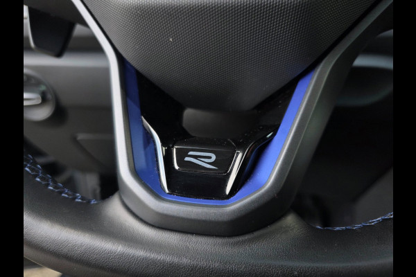 Volkswagen T-Roc 2.0 TSI 4Motion R / AKRAPOVIC !