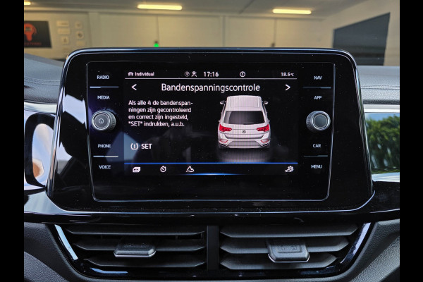 Volkswagen T-Roc 2.0 TSI 4Motion R / AKRAPOVIC !