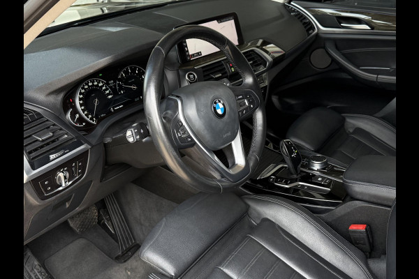 BMW X3 xDrive20i X LINE | PANORMA | HARMAN KARDON | SPORTSTOELEN | CAMERA | LEDER |