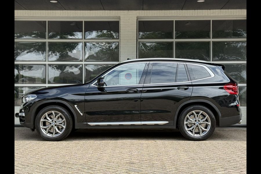 BMW X3 xDrive20i X LINE | PANORMA | HARMAN KARDON | SPORTSTOELEN | CAMERA | LEDER |