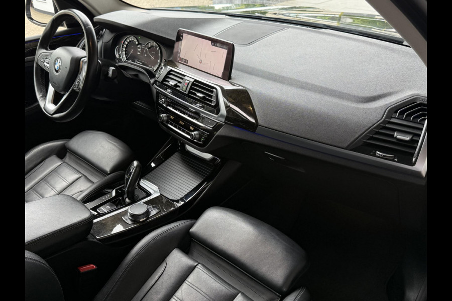 BMW X3 xDrive20i X LINE | PANORMA | HARMAN KARDON | SPORTSTOELEN | CAMERA | LEDER |