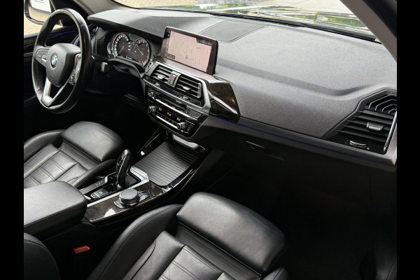 BMW X3 xDrive20i X LINE | PANORMA | HARMAN KARDON | SPORTSTOELEN | CAMERA | LEDER |