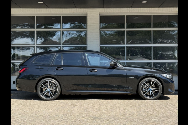 BMW 3 Serie Touring 330e M SPORT LCI | DRIVING PROFF. | TREKHAAK | CAMERA | LEDER |