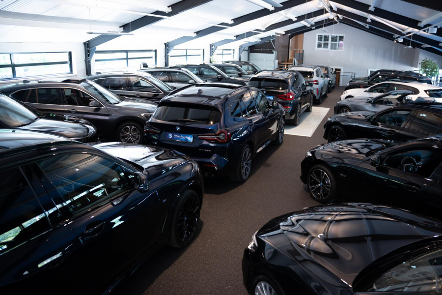BMW X3 xDrive30e M SPORT | M STOELEN | ELEKTR. STOELEN | HEAD UP | PANORAMA | SPORTREMMEN | HARMAN KARDON | ADAP. CRUISE |
