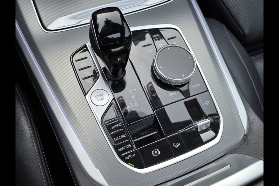 BMW X5 XDrive45e High Executive Laser Pano Masaggestoel Trekhaak Sfeerverlichting