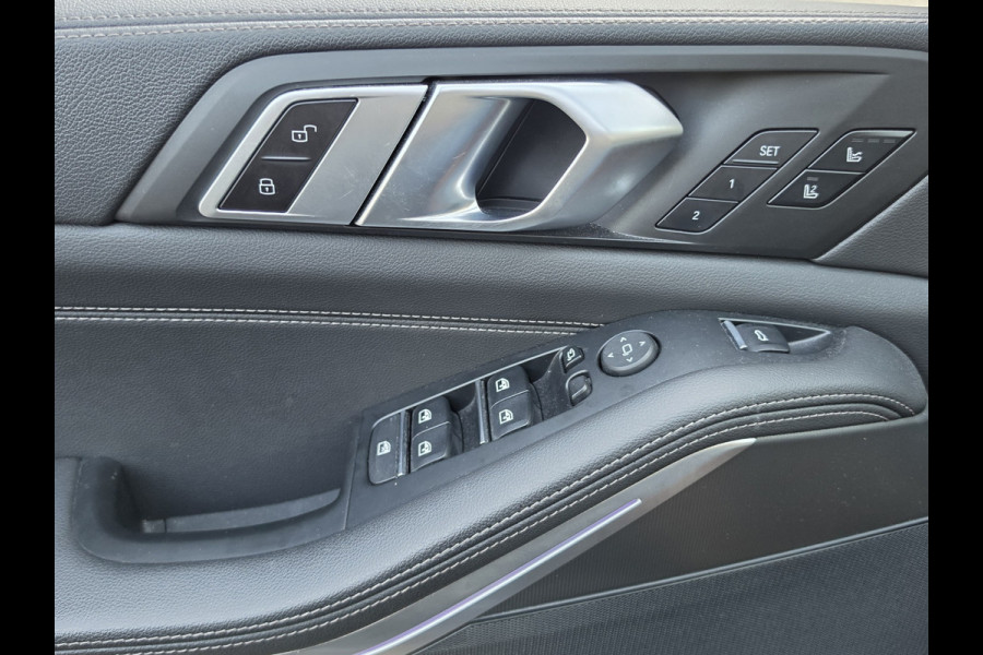 BMW X5 XDrive45e High Executive Laser Pano Masaggestoel Trekhaak Sfeerverlichting