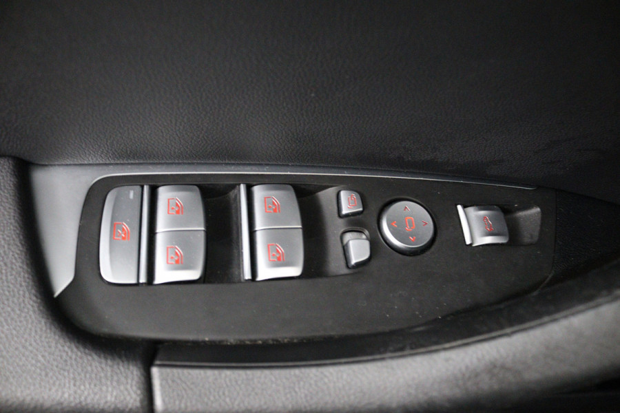 BMW iX3 Executive 80 kWh (PANORAMADAK, MEMORY SEATS, AUTOPILOT, CAMERA, 1e EIGENAAR, DEALER ONDERHOUDEN)