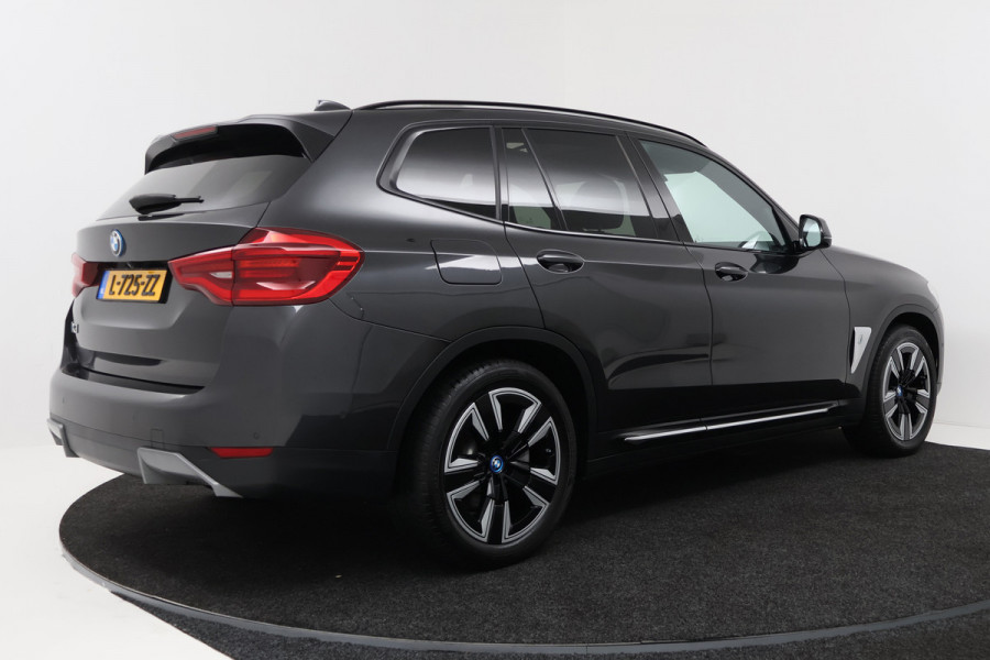 BMW iX3 Executive 80 kWh (PANORAMADAK, MEMORY SEATS, AUTOPILOT, CAMERA, 1e EIGENAAR, DEALER ONDERHOUDEN)