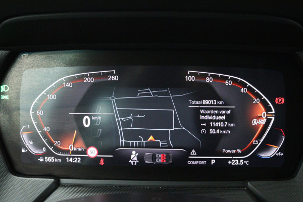 BMW 2 Serie Gran Coupé 218i Business Edition Plus (PANORAMADAK, CAMERA, SFEERVERLICHTING, STOELVERWARMING, PARKEERSENSOREN)
