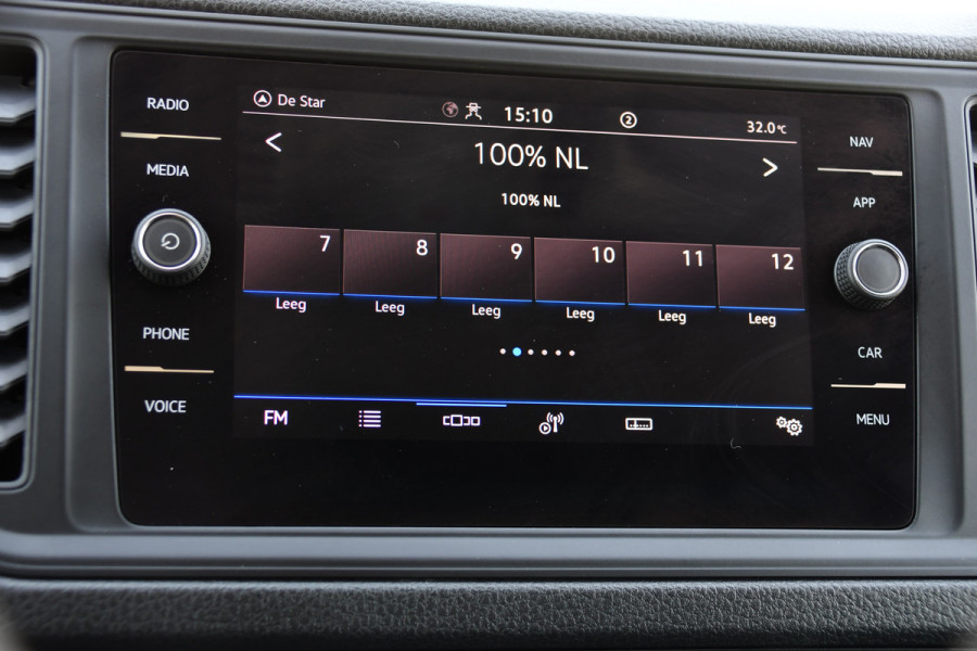Volkswagen Crafter 35 2.0 TDI L3H2 DC Highline PB Edition Camera, Caplay, LED, 177pk, 2 x Schuifdeur, Clima, Leder, Multimedia, Voorruit verwarming, Automaat, Uniek!