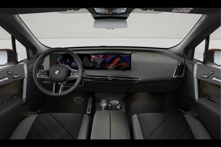 BMW iX xDrive60 - M-Sport - Trekhaak - ACC - 112Wh - Memoryzetels
