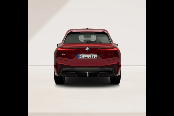 BMW iX xDrive60 - M-Sport - Trekhaak - ACC - 112Wh - Memoryzetels