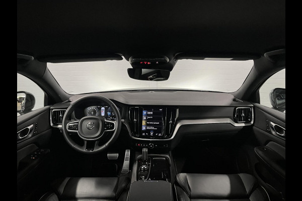 Volvo S60 2.0 Recharge T8 AWD R-Design *Long Range* Adapt. cruise | Stoel-/stuurverwarming | Carplay | Camera | Memory seats | Navigatie