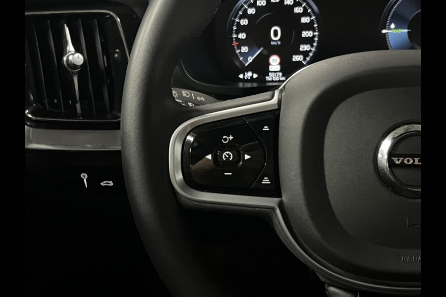 Volvo S60 2.0 Recharge T8 AWD R-Design *Long Range* Adapt. cruise | Stoel-/stuurverwarming | Carplay | Camera | Memory seats | Navigatie