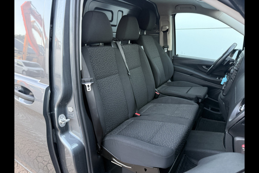 Mercedes-Benz Vito 114 1.9 CDI Automaat L2H1 Achterklep Climate Control Cruise Control Parkeersensoren V+A Kastwand Inbouw