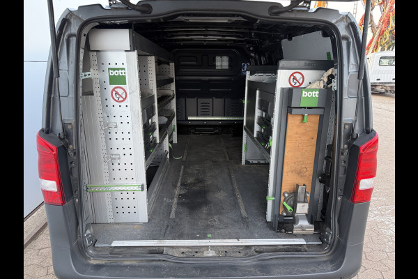 Mercedes-Benz Vito 114 1.9 CDI Automaat L2H1 Achterklep Climate Control Cruise Control Parkeersensoren V+A Kastwand Inbouw