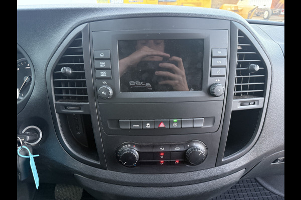Mercedes-Benz Vito 114 1.9 CDI Automaat L2H1 Achterklep Climate Control Cruise Control Parkeersensoren V+A Kastwand Inbouw