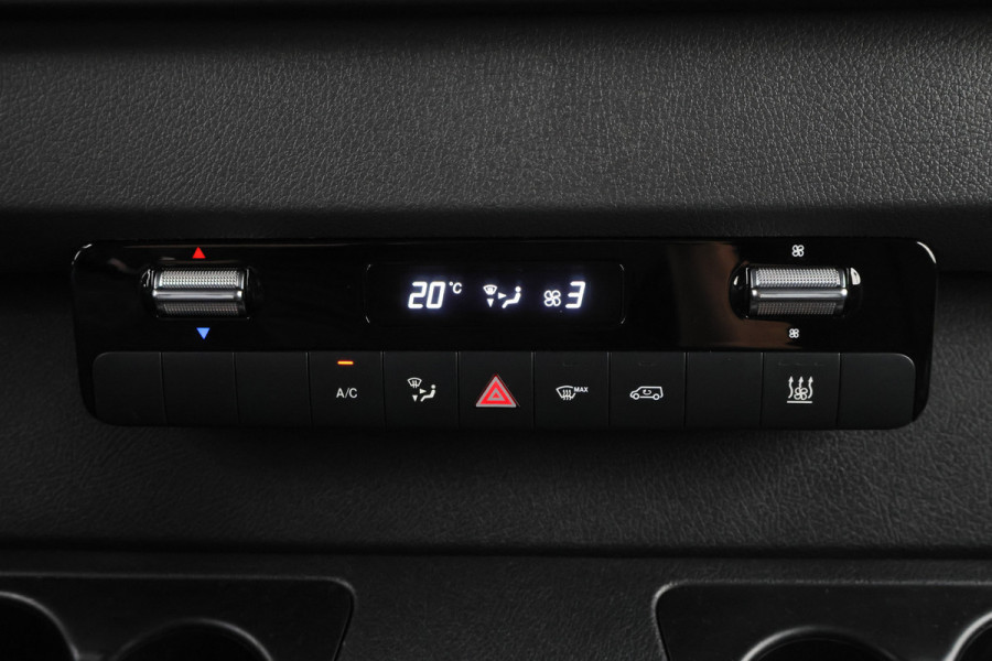 Mercedes-Benz Sprinter 317 CDI L2H2 RWD 3-Zits, Trekhaak 3500KG, LED, Zonneklep, Camera, Apple Carplay, 18"