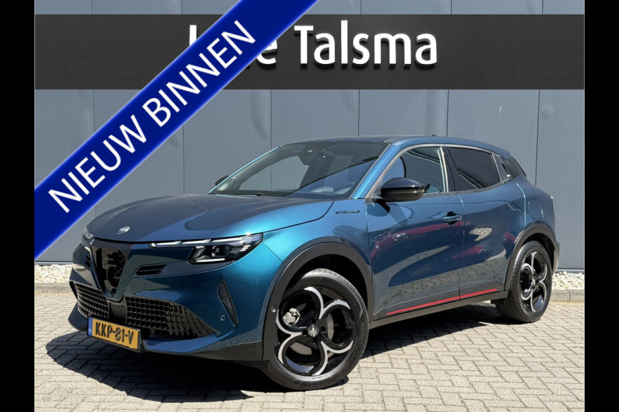 Alfa Romeo junior 1.2 Turbo Hybrid Ibrida Speciale | Automaat | Pack techno | Stoelverwarming | Electrische kofferklep | Camera achter | Apple Car