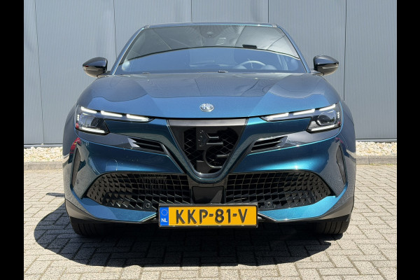 Alfa Romeo junior 1.2 Turbo Hybrid Ibrida Speciale | Automaat | Pack techno | Stoelverwarming | Electrische kofferklep | Camera achter | Apple Car