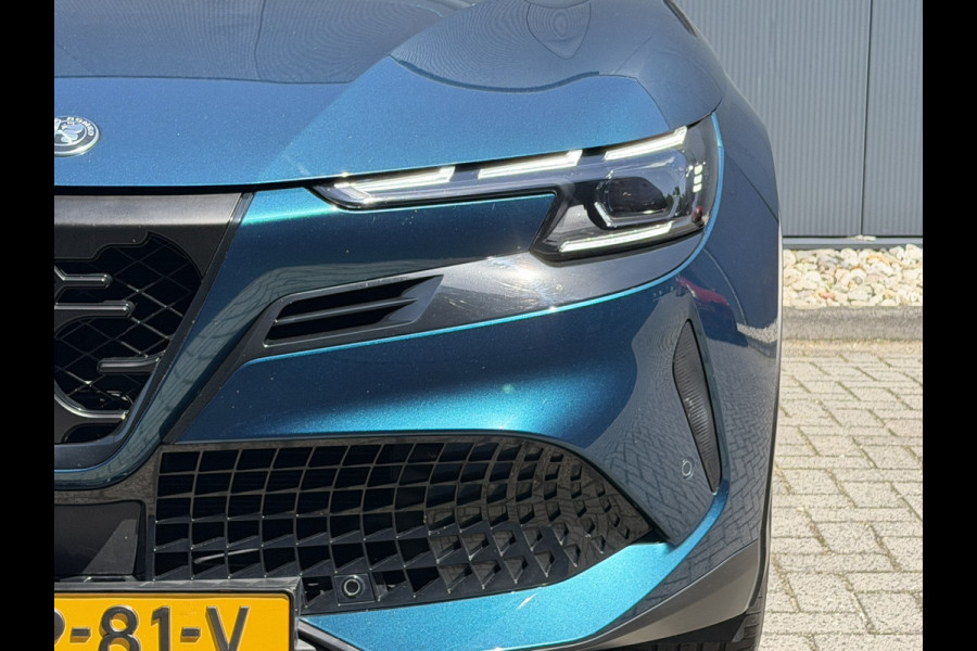 Alfa Romeo junior 1.2 Turbo Hybrid Ibrida Speciale | Automaat | Pack techno | Stoelverwarming | Electrische kofferklep | Camera achter | Apple Car