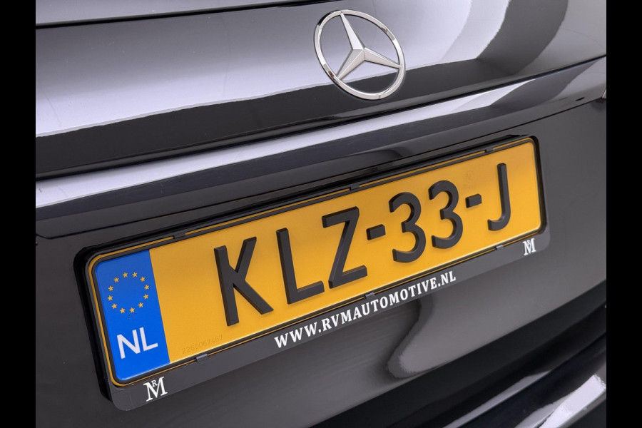 Mercedes-Benz GLC 300e 4MATIC AMG Line VAN: 59.900,- VOOR: 55.877,- UW WKVOORDEEL: 4.023,- | SOH 98% | SUPER COMPLEET| MEMORY STOELEN| BURMESTER 3D AUDIO |DIGITAL LIGHT| 360 CAMERA| ELEKTRISCHE ACHTERKLEP| ADAPTIEVE CRUISE CONTROL| DODE HOEK| CARPLAY| SFEERVERLICHTING