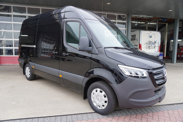 Mercedes-Benz Sprinter 317 170PK L2H2 Select Automaat nr. V183 | Airco | Cruise | Camera | Carplay | Trekhaak 3.500KG