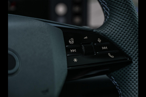 Audi A6 Avant 2.0 e-hybrid quattro S edition Competition | 5 Jaar garantie | Achterasbesturing | B&O | Carbon inleg | Stoelventilatie en Massage | Luchtvering | Panoramadak | Soft close | Keyless | Head-up | 360 camera | Passagiers Display |