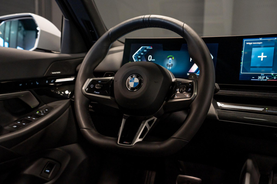 BMW 5 Serie Touring 540d xDrive *M-Sport Pro / Panorama / Harman-Kardon / HUD / Surround-view*