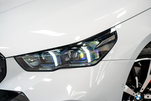 BMW 5 Serie Touring 540d xDrive *M-Sport Pro / Panorama / Harman-Kardon / HUD / Surround-view*