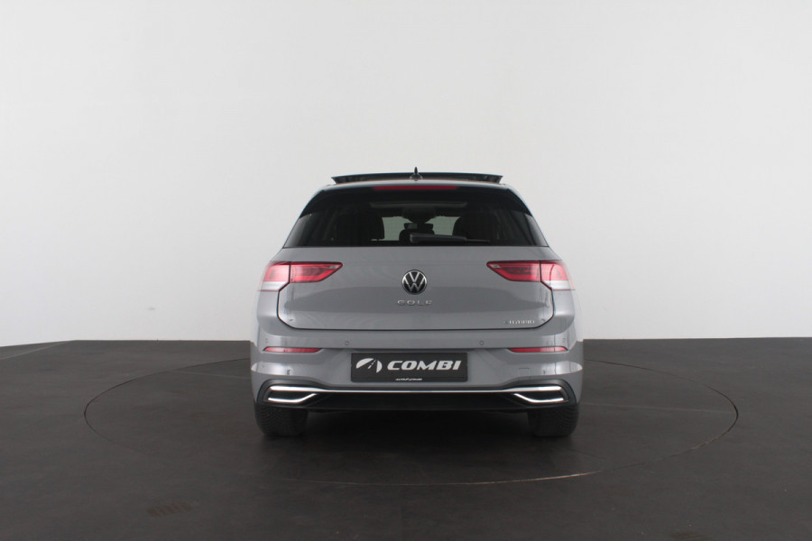 Volkswagen Golf 1.4 eHybrid Style > Pano.schuifdak/Plug-in/Moonstone Grey/Keyless//Winterpakket...