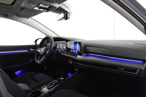 Volkswagen Golf 1.4 eHybrid Style > Pano.schuifdak/Plug-in/Moonstone Grey/Keyless//Winterpakket...