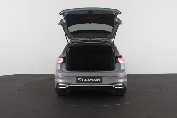 Volkswagen Golf 1.4 eHybrid Style > Pano.schuifdak/Plug-in/Moonstone Grey/Keyless//Winterpakket...