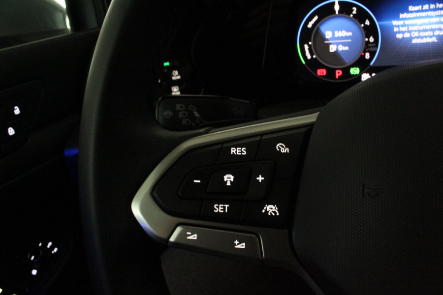 Volkswagen Golf 1.4 eHybrid Style > Pano.schuifdak/Plug-in/Moonstone Grey/Keyless//Winterpakket...