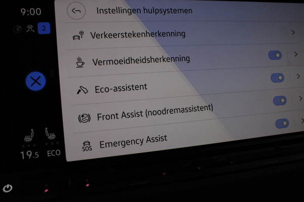 Volkswagen Golf 1.4 eHybrid Style > Pano.schuifdak/Plug-in/Moonstone Grey/Keyless//Winterpakket...