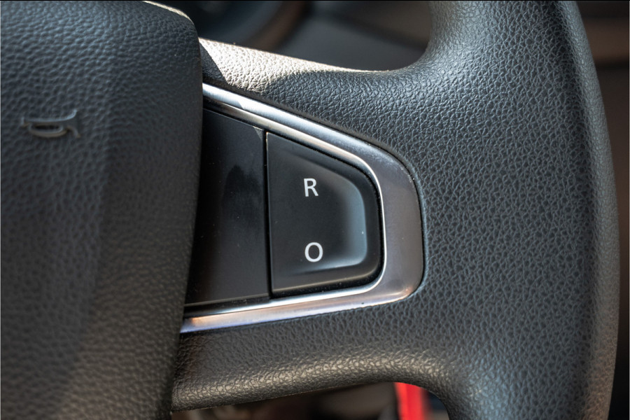 Renault Master 2.3dCi | Bakwagen met Laadklep | LED | Carplay | Camera | Cruise