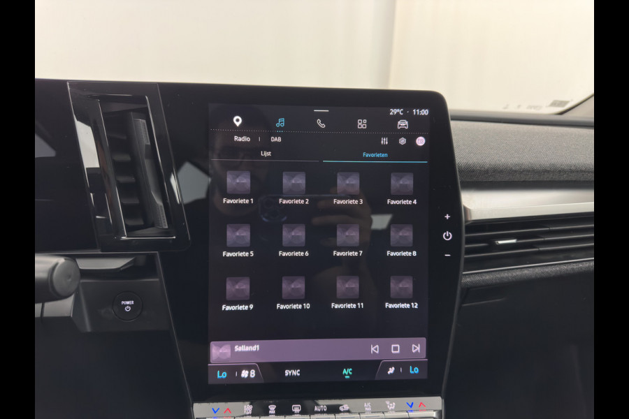 Renault Mégane E-Tech EV60 Optimum Charge Evolution [3-Fase-22kW] {SoH-91%} (INCL-BTW) Aut. *HEATPUMP | FULL-LED | CAMERA | LANE-ASSIST | KEYLESS | NAVI-FULLMAP | CARPLAY | COMFORTSEATS | DIGI-COCKPIT | ECC | PDC | 18"ALU*