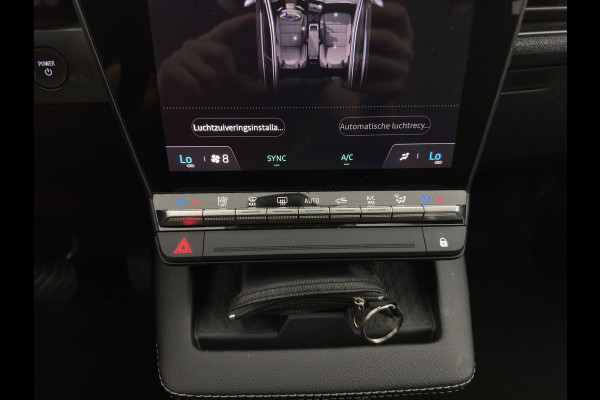 Renault Mégane E-Tech EV60 Optimum Charge Evolution [3-Fase-22kW] {SoH-91%} (INCL-BTW) Aut. *HEATPUMP | FULL-LED | CAMERA | LANE-ASSIST | KEYLESS | NAVI-FULLMAP | CARPLAY | COMFORTSEATS | DIGI-COCKPIT | ECC | PDC | 18"ALU*