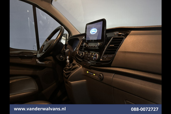 Ford Transit Custom 2.0 TDCI 170pk L1H1 Euro6 Airco | Camera | LED | Apple Carplay | Cruisecontrol | Raptor grill | Leder Android Auto, LM velgen, Verwarmde voorruit, Parkeersensoren, Bijrijdersbank, 2500kg trekvermogen