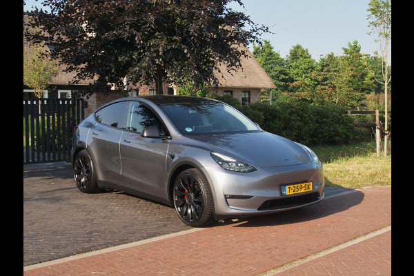 Tesla Model Y Performance AWD 75 kWh | Panoramadak | Trekhaak | 360 Camera | Full Self Driving Computer 3 |