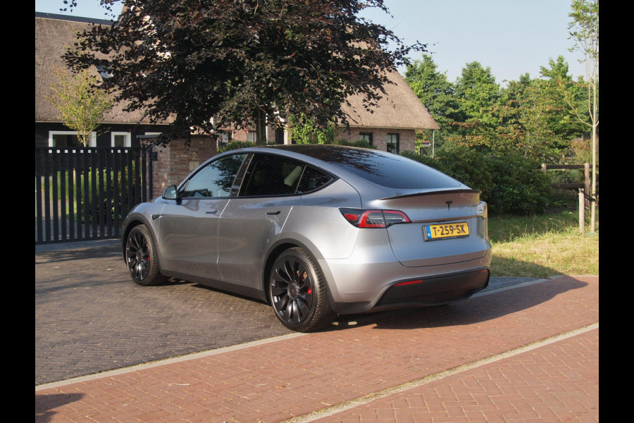 Tesla Model Y Performance AWD 75 kWh | Panoramadak | Trekhaak | 360 Camera | Full Self Driving Computer 3 |