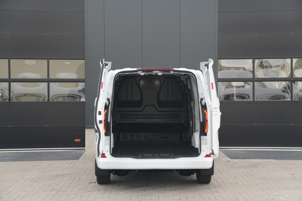 Ford E-Transit Custom 320 L2H1 Limited 71 kWh 218pk - LED - Carplay - Stoelverwarming - Keyless - Cruise - Rijklaar
