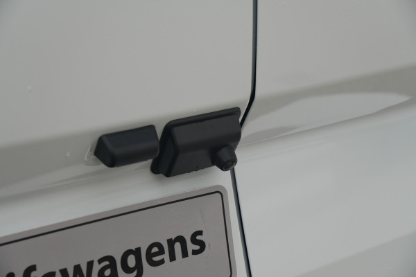 Ford E-Transit Custom 320 L2H1 Limited 71 kWh 218pk - LED - Carplay - Stoelverwarming - Keyless - Cruise - Rijklaar