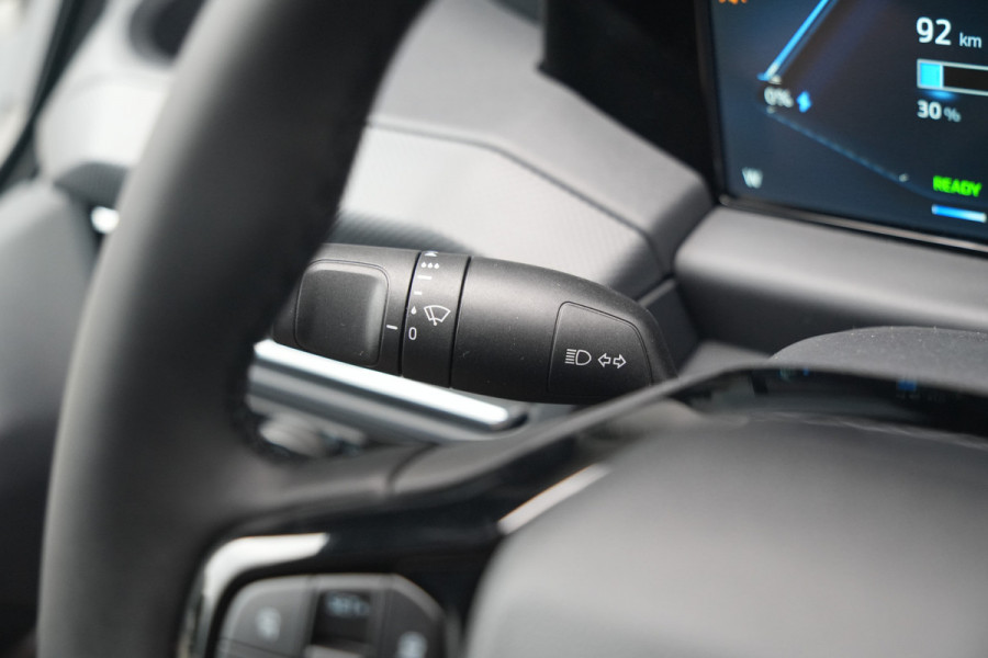 Ford E-Transit Custom 320 L2H1 Limited 71 kWh 218pk - Trekhaak - ACC - B&O - Navi - Stoel/Stuurverwarming - 360 Camera - Blindspot - Rijklaar