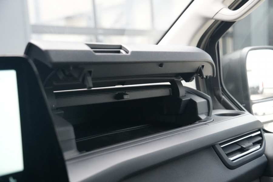 Ford E-Transit Custom 320 L2H1 Limited 71 kWh 218pk - Trekhaak - ACC - B&O - Navi - Stoel/Stuurverwarming - 360 Camera - Blindspot - Rijklaar