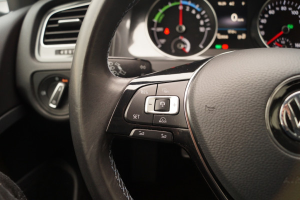 Volkswagen e-Golf 136pk Automaat -SOH86%-NAVI-ACC-LED-ECC-PDC-