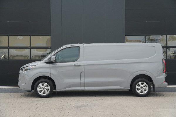 Ford E-Transit Custom 320 L2H1 Limited 71 kWh 218pk - Trekhaak - ACC - B&O - Navi - Stoel/Stuurverwarming - 360 Camera - Blindspot - Rijklaar