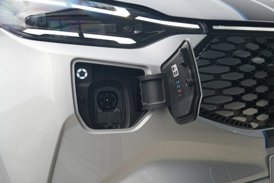 Ford E-Transit Custom 340 L2H1 Sport 71 kWh 218pk - ACC - Elek Trekhaak - B&O - Navi - Stoel/Stuurverwarming - 360 Camera - Blindspot - Rijklaar