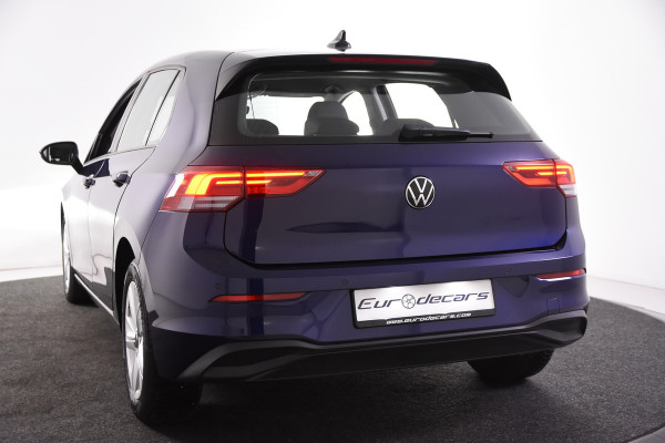 Volkswagen Golf VIII Life *1ste Eigenaar*Navigatie*Camera*Carplay*
