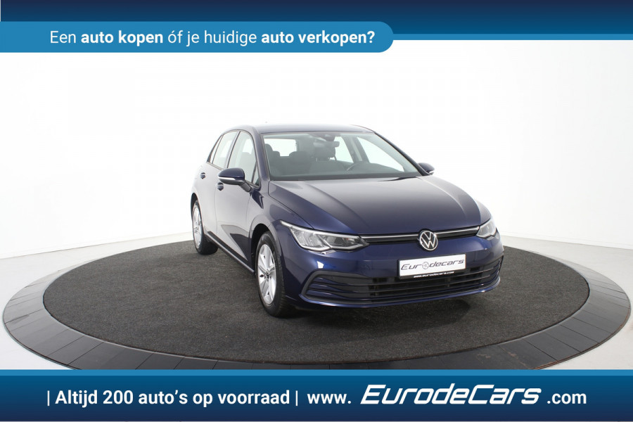 Volkswagen Golf VIII Life *1ste Eigenaar*Navigatie*Camera*Carplay*